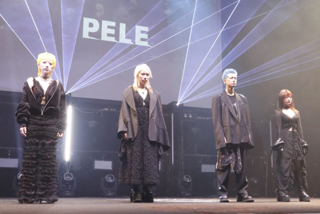 中野製薬が主催する「BEAUTY IS ART 2024」のヘアショーに出演したPELE（ペレ）